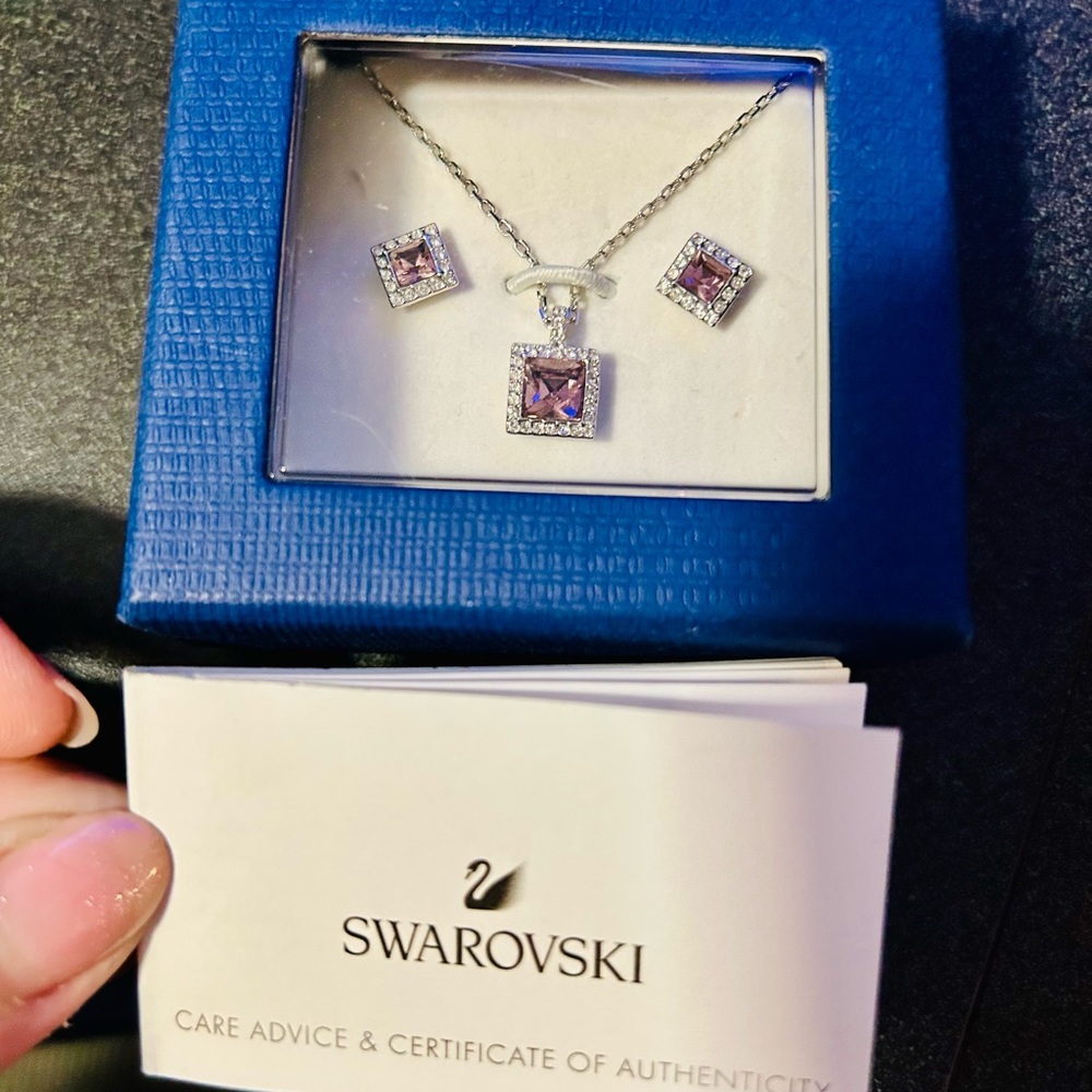 Swarovski Silver and Purple Necklace Set